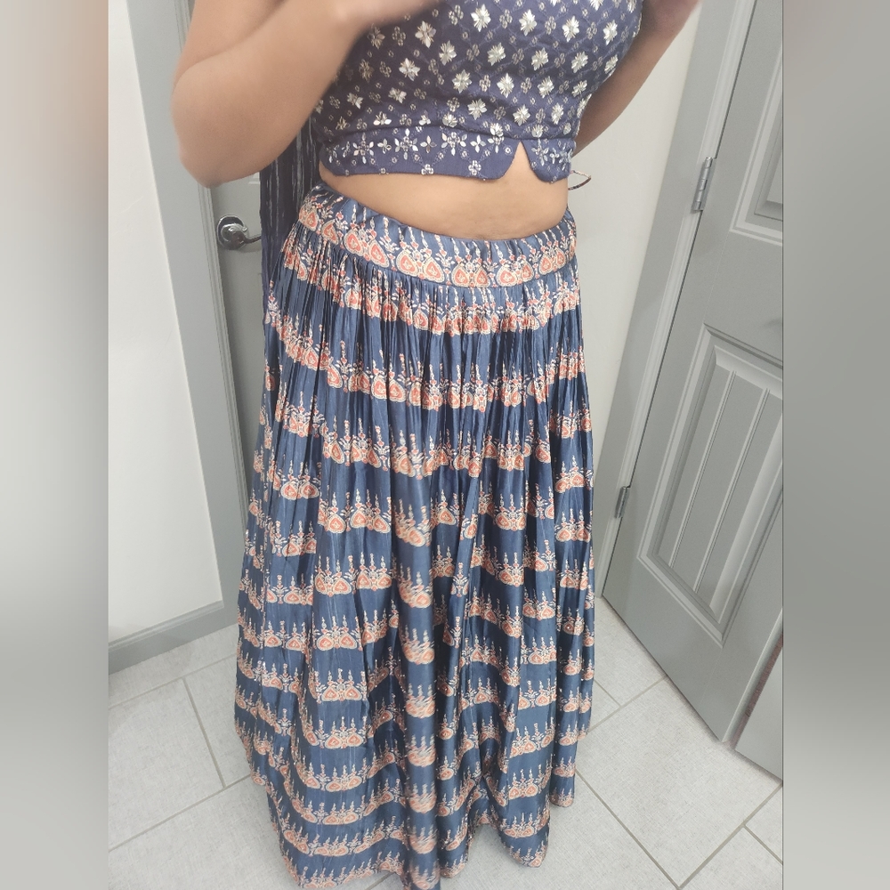 LEHENGA! NEW! - Picture 5 of 7